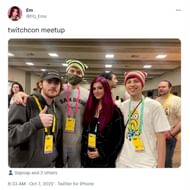 A fan's reaction to meeting Clay at TwitchCon 2022 (Image via Em/Twitter)